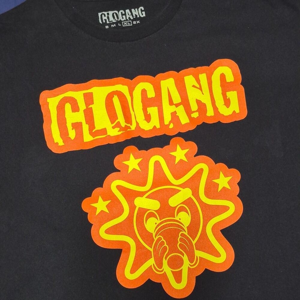 Glo Gang Men's Black and Orange T-shirt Size XL